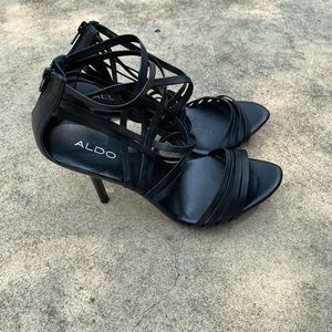 Sandal Heels with Zipper